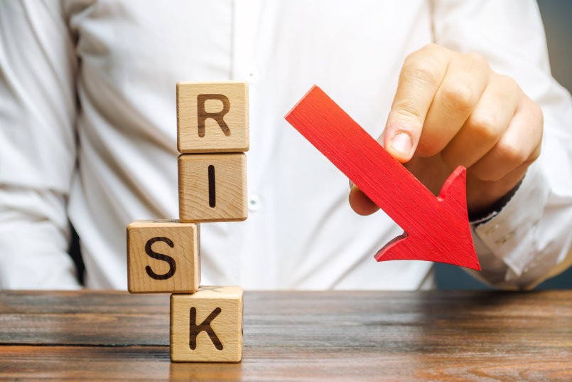 How to reduce the risks associated with your agency search